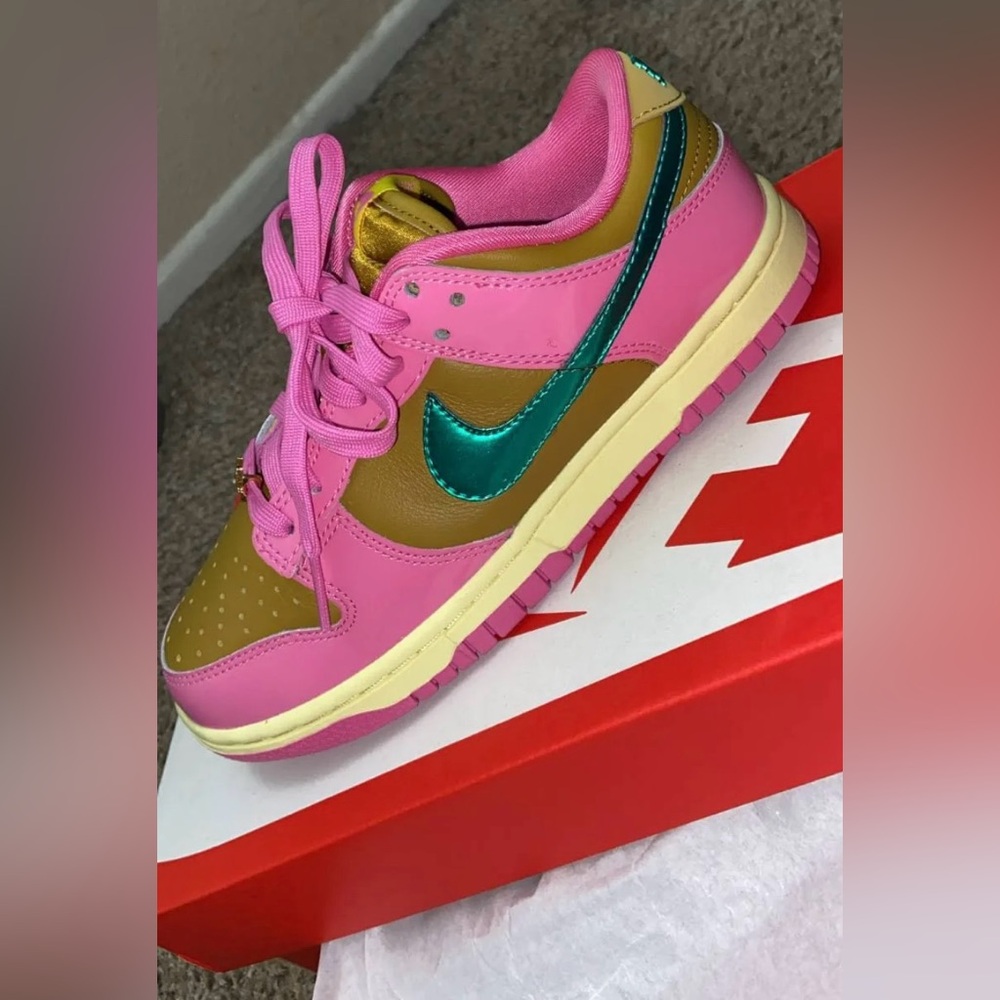 Nike Parris Goebel x Wmns Dunk Low 'Playful Pink' New in Box Size 6.5